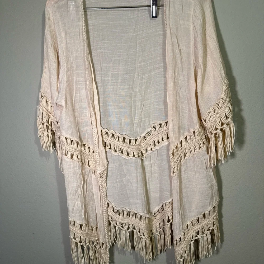 Indigo Soul Lightweight Open Cardigan Med Fringe Short Sleeve Beige Cream Cover